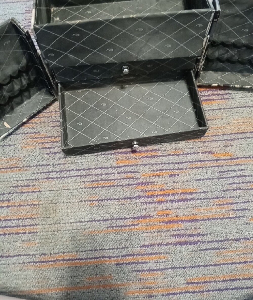 Black Patterned Cosmetic Case with Mirror - Picture 7 of 16